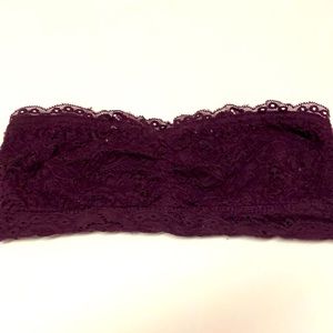 Maroon bandeau
